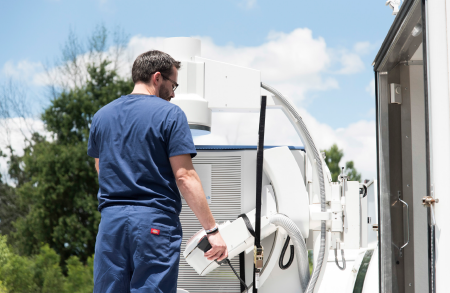 fortec-technician-loading fortec-technician-loading